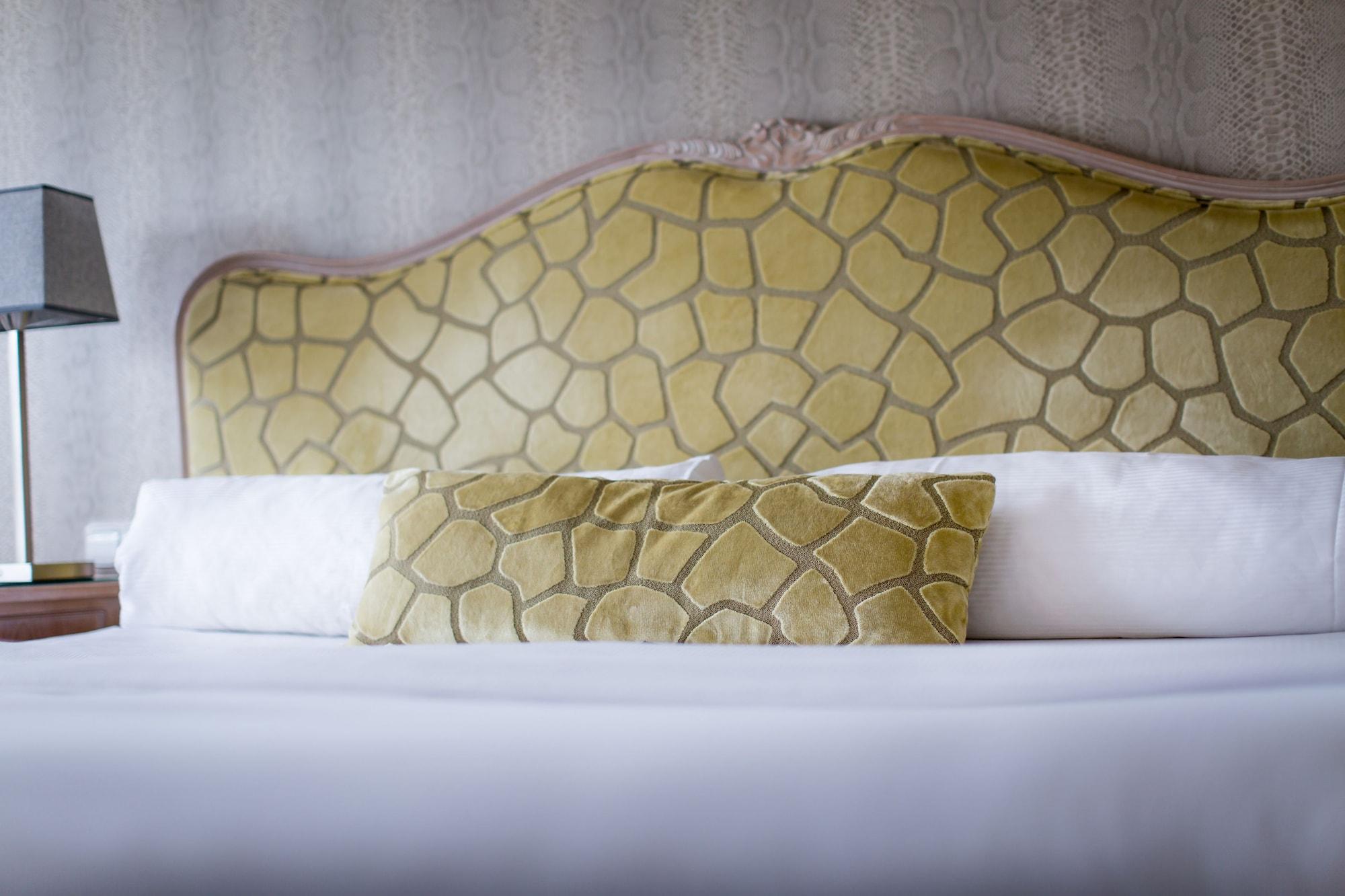 Friday Hotel Praha Bagian luar foto