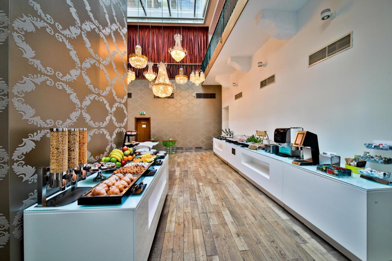 Friday Hotel Praha Bagian luar foto